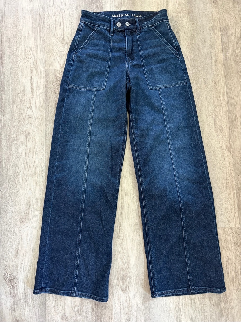American Eagle 00 dark wash Baggy, High Rise, Wide-Leg Jeans